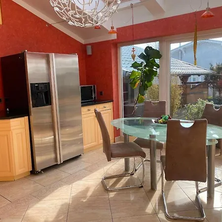 Freya Mit Fahrradverleih